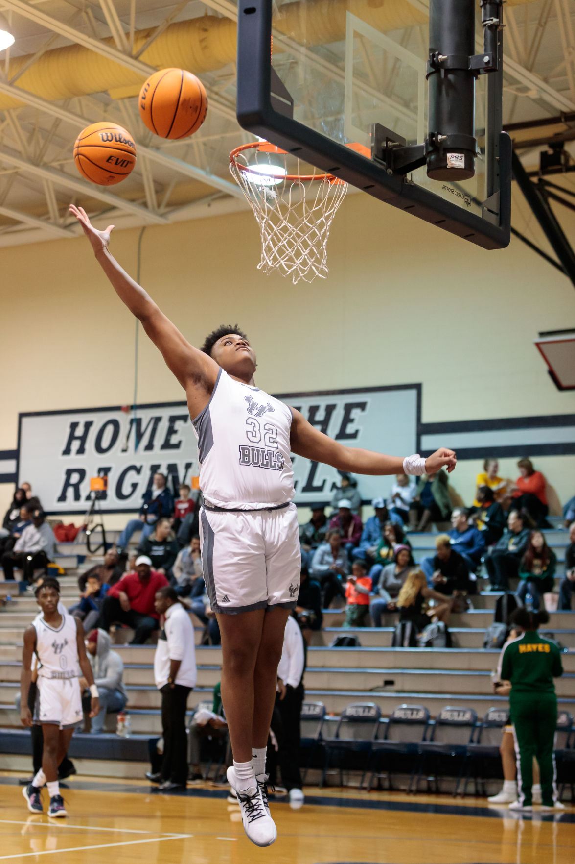 The Hickory Ridge Ragin' Bulls Host the Independence Patriots in a Southwestern Class 4A matchup.